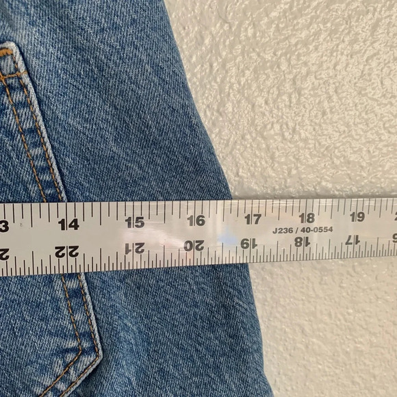 Garage Denim Mom Shorts 80’s Retro Medium Wash Size 25 - Picture 4 of 9